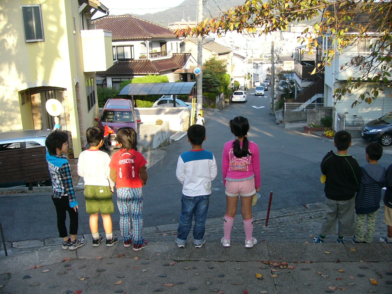 あいさつ運動 ３の１ 呉市立和庄小学校 11年10月から13年10月